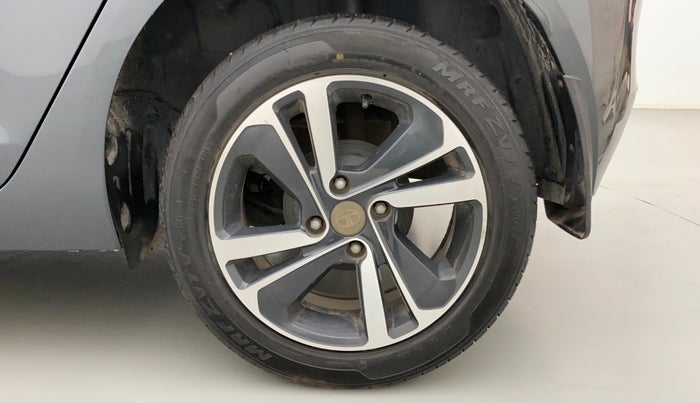 2020 Tata ALTROZ XZ PETROL, Petrol, Manual, 40,234 km, Left Rear Wheel