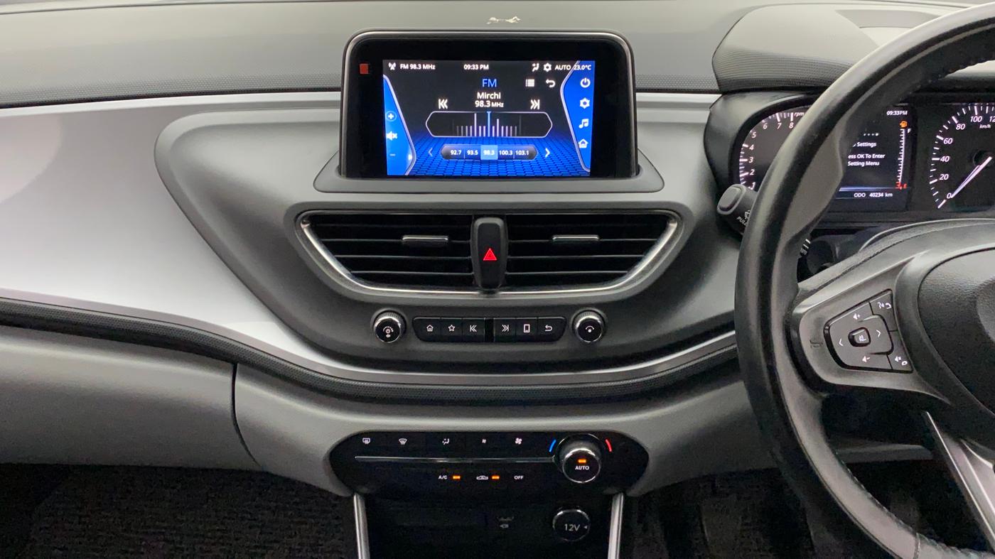 2020 Tata ALTROZ XZ PETROL, Petrol, Manual, 40,234 km, Air Conditioner