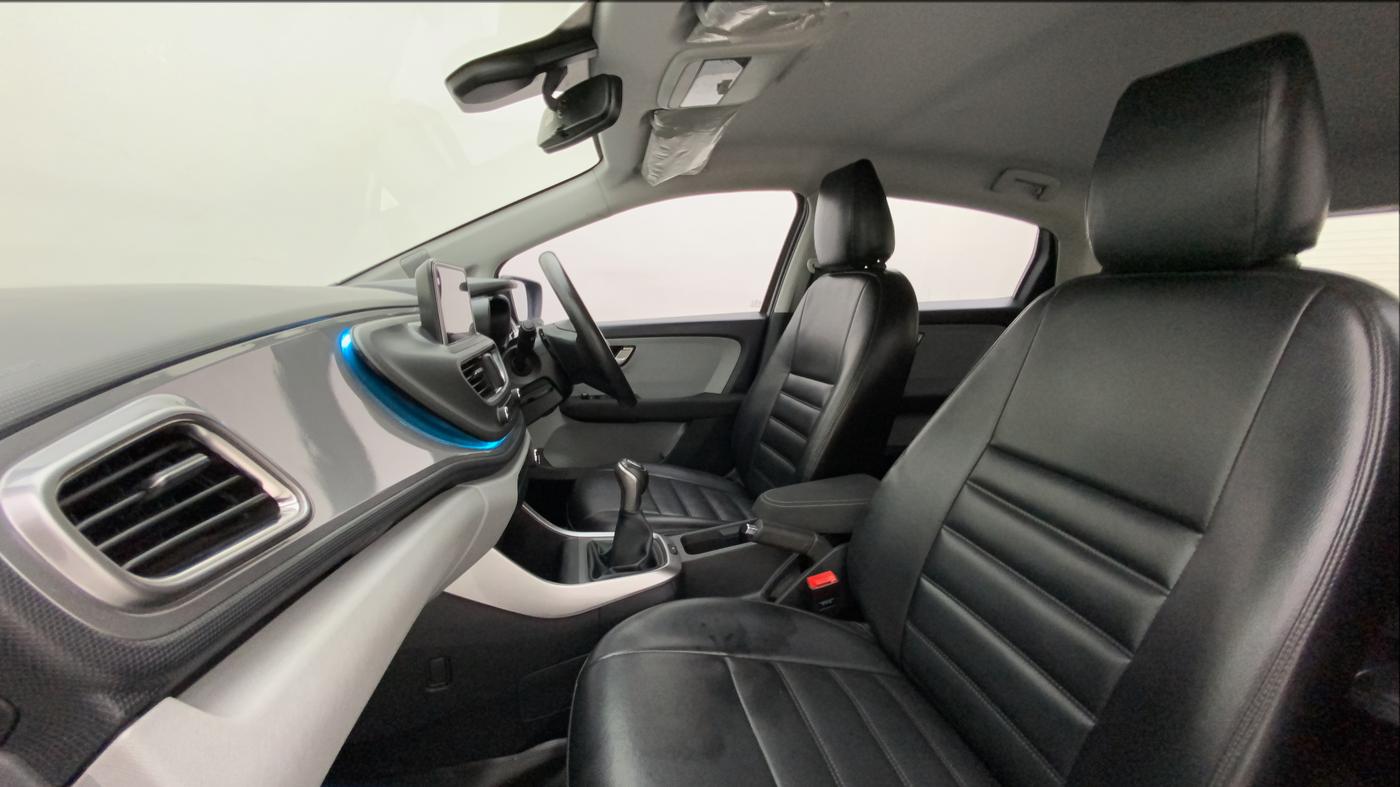 2020 Tata ALTROZ XZ PETROL, Petrol, Manual, 40,234 km, Right Side Front Door Cabin