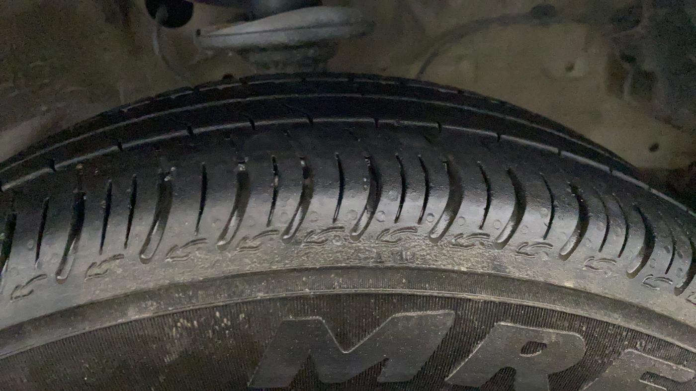 2021 Maruti S PRESSO VXI, Petrol, Manual, 99,808 km, Right Front Tyre Tread