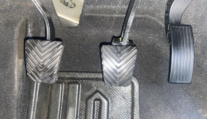 2021 KIA SONET HTX 1.5, Diesel, Manual, 98,661 km, Pedals