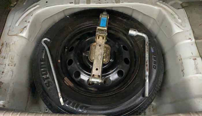 2016 Hyundai i10 SPORTZ 1.1, Petrol, Manual, 34,916 km, Spare Tyre