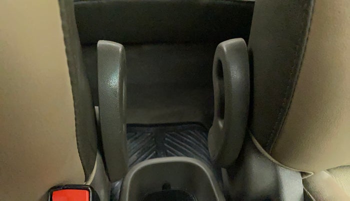 2016 Hyundai i10 SPORTZ 1.1, Petrol, Manual, 34,916 km, Driver Side Adjustment Panel