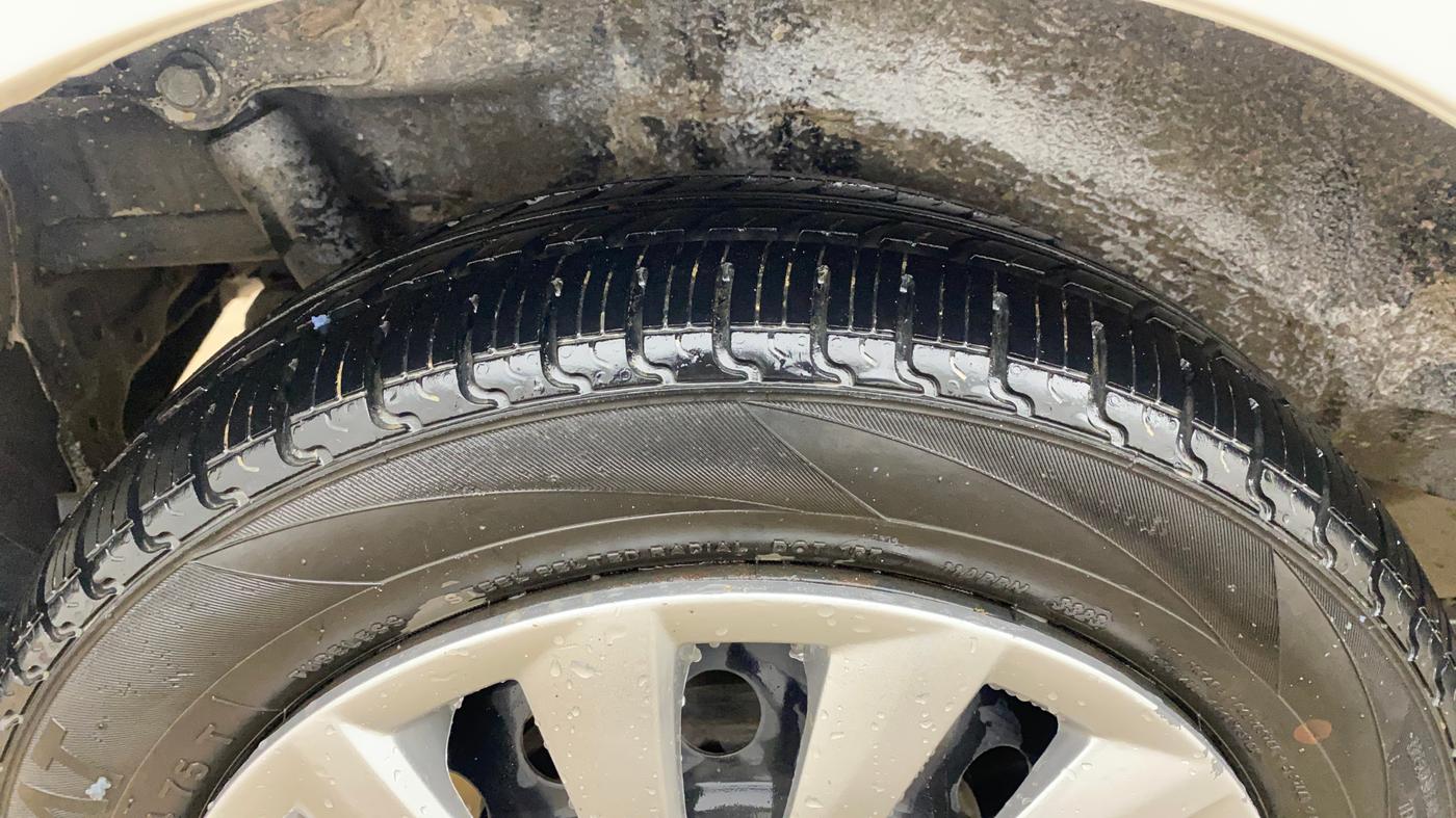 2018 Maruti Wagon R 1.0 VXI AMT, CNG, Automatic, 91,511 km, Right Rear Tyre Tread