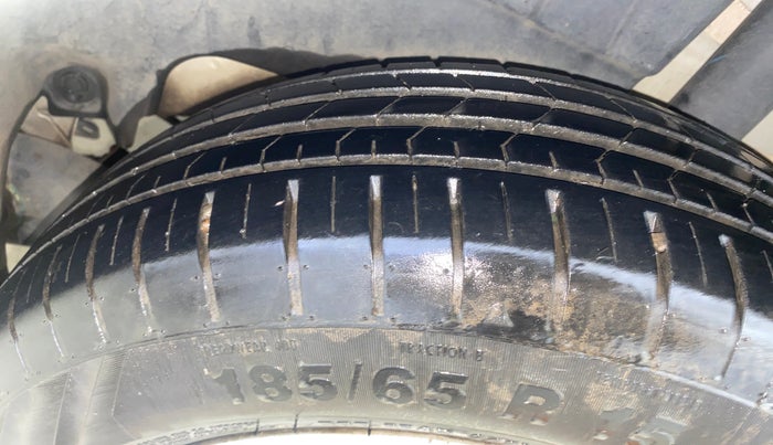 2021 Maruti Dzire ZXI AMT, Petrol, Automatic, 15,013 km, Left Rear Tyre Tread