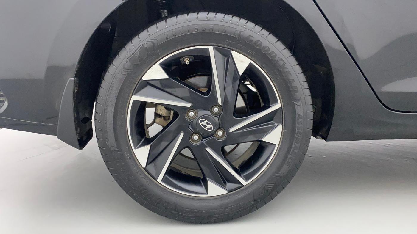 2020 Hyundai Verna SX (O) 1.0 TURBO DCT, Petrol, Automatic, 54,410 km, Right Rear Wheel