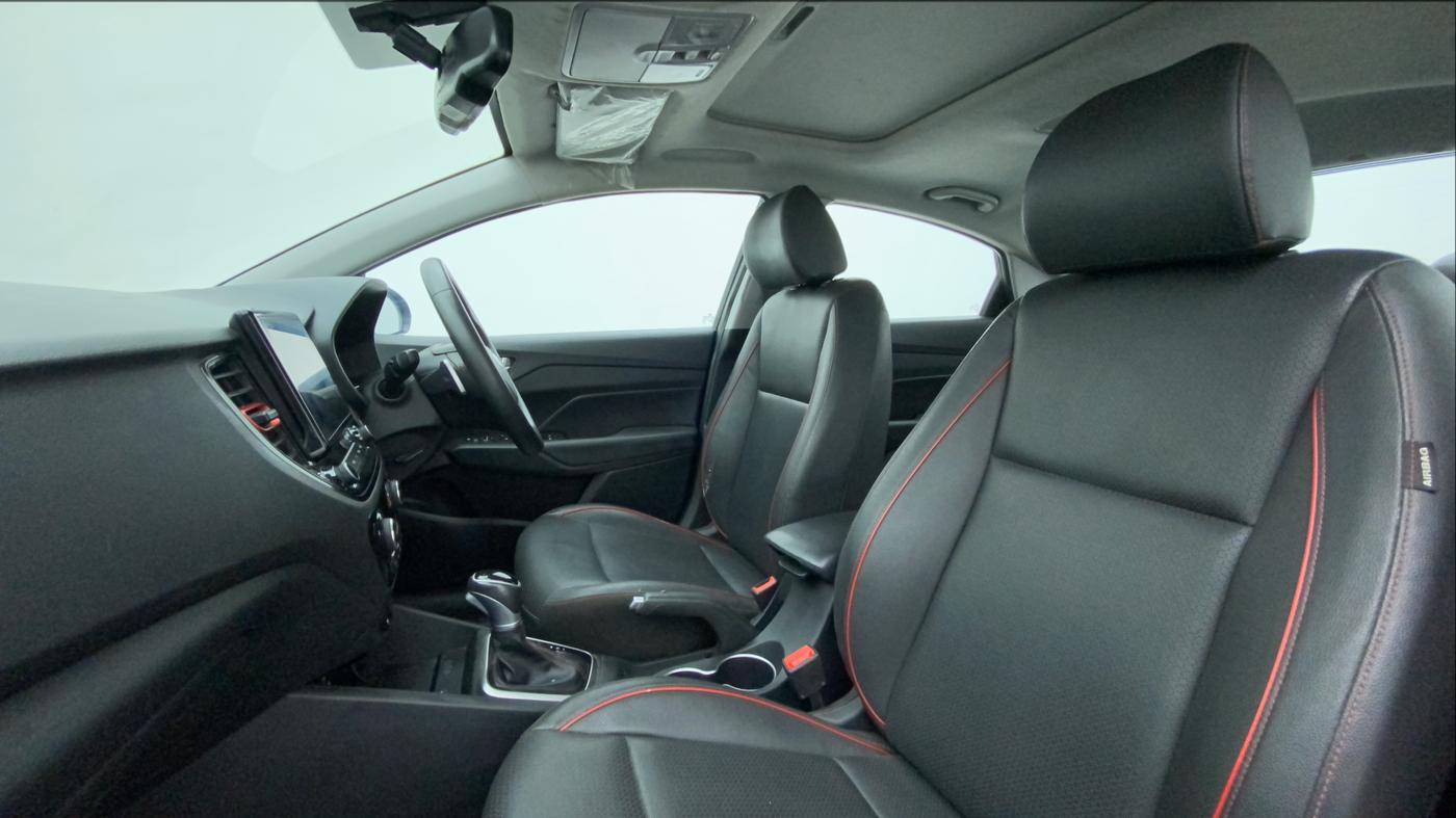 2020 Hyundai Verna SX (O) 1.0 TURBO DCT, Petrol, Automatic, 54,410 km, Right Side Front Door Cabin