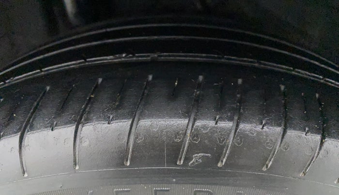 2020 Hyundai Verna SX (O) 1.0 TURBO DCT, Petrol, Automatic, 54,410 km, Right Rear Tyre Tread
