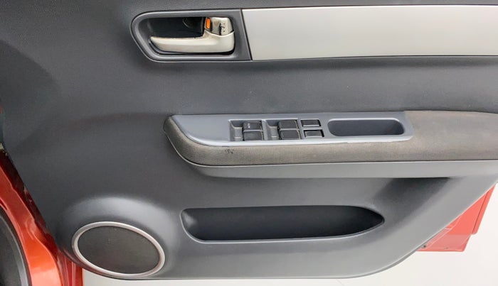 2010 Maruti Swift ZXI, Petrol, Manual, 77,733 km, Driver Side Door Panels Control
