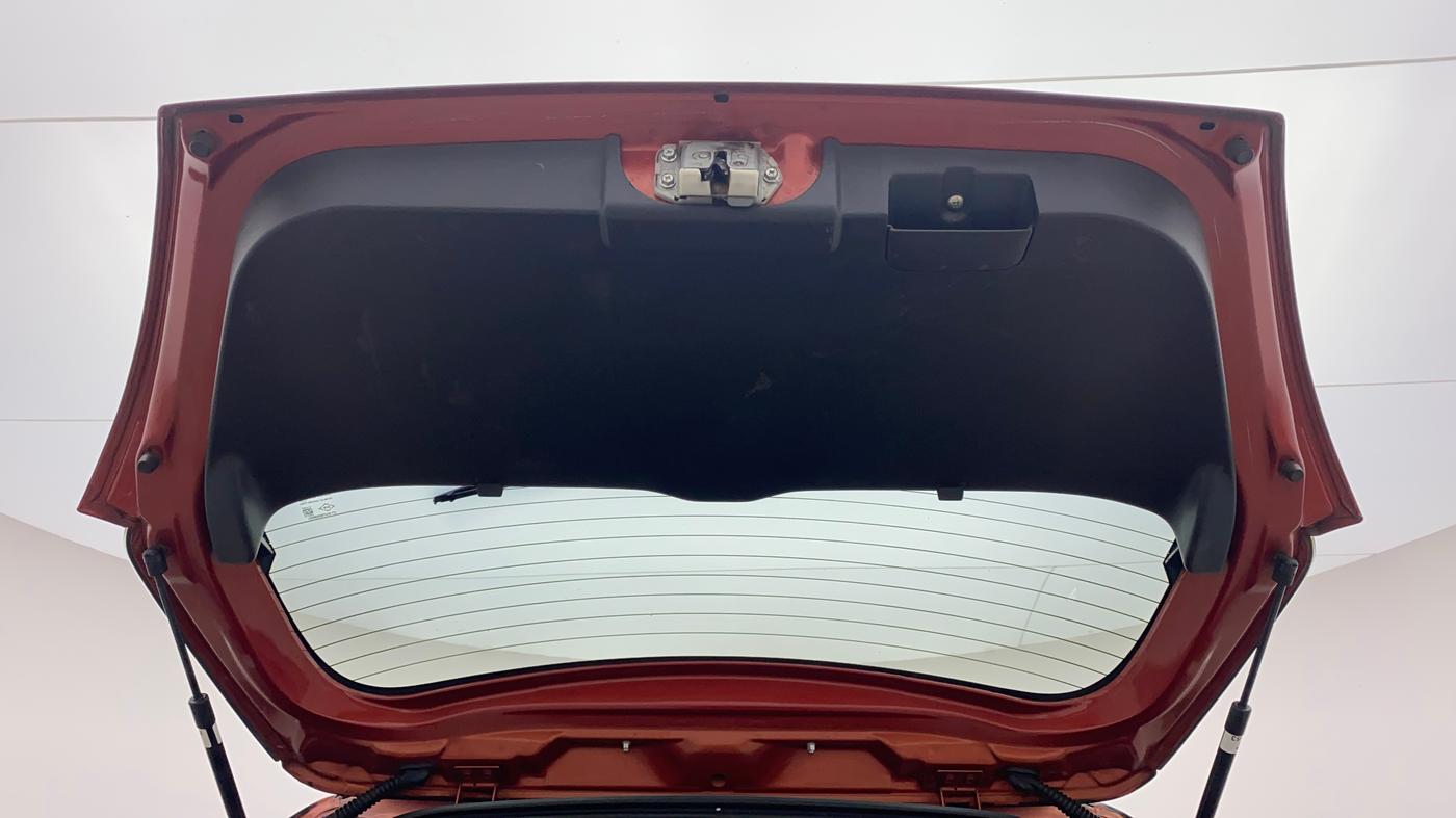 2010 Maruti Swift ZXI, Petrol, Manual, 77,733 km, Boot Door Open