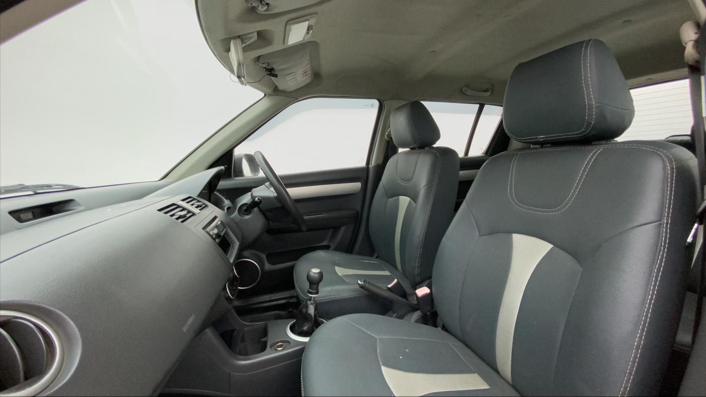 2010 Maruti Swift ZXI, Petrol, Manual, 77,733 km, Right Side Front Door Cabin