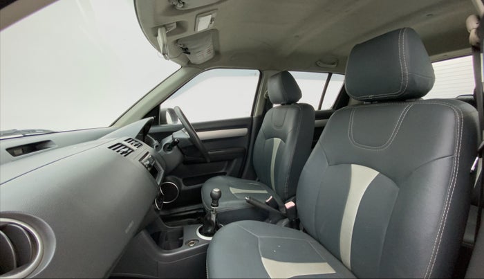 2010 Maruti Swift ZXI, Petrol, Manual, 77,733 km, Right Side Front Door Cabin