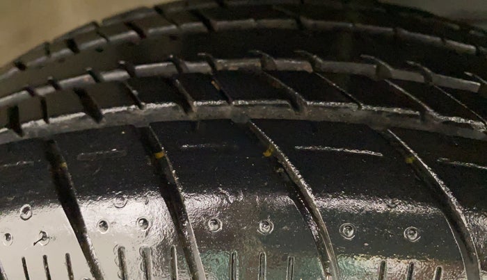 2019 Maruti New Wagon-R VXI (O) 1.2L, Petrol, Manual, 55,508 km, Right Front Tyre Tread