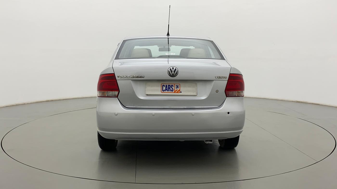 2011 Volkswagen Vento HIGHLINE 1.6 MPI, Petrol, Manual, 81,009 km, Back/Rear