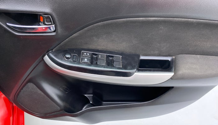 2015 Maruti Baleno ALPHA 1.2 K12, Petrol, Manual, 65,898 km, Driver Side Door Panels Control