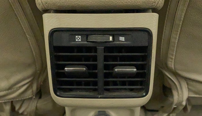 2016 Maruti Ciaz VXI (O), Petrol, Manual, 44,533 km, Rear AC Vents