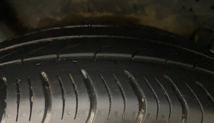 2022 Honda Amaze 1.2L I-VTEC VX CVT, Petrol, Automatic, 7,147 km, Right Rear Tyre Tread