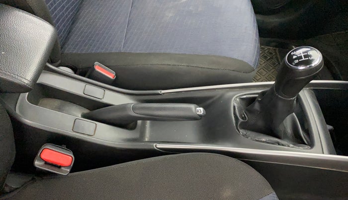 2020 Maruti Baleno DELTA PETROL 1.2, Petrol, Manual, 44,007 km, Gear Lever