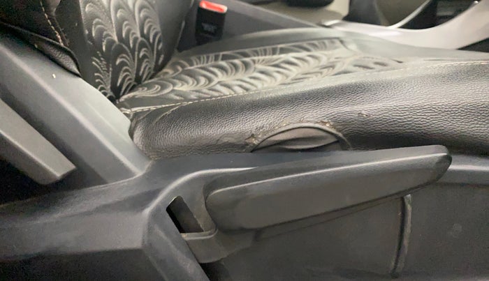 2021 Tata ALTROZ XZ DIESEL, Diesel, Manual, 98,464 km, Driver Side Adjustment Panel