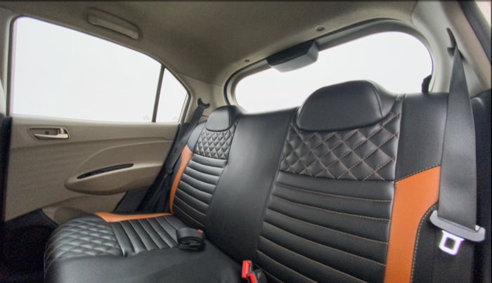 2019 Hyundai NEW SANTRO MAGNA, Petrol, Manual, 60,044 km, Right Side Rear Door Cabin