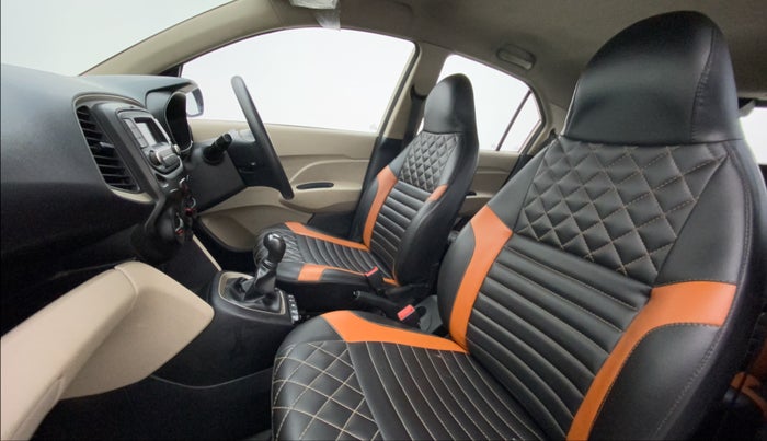 2019 Hyundai NEW SANTRO MAGNA, Petrol, Manual, 60,044 km, Right Side Front Door Cabin