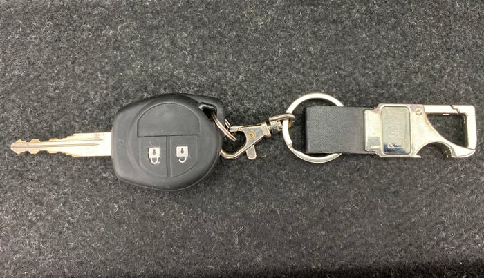 2017 Maruti Swift VXI OPT, Petrol, Manual, 29,154 km, Key Close Up