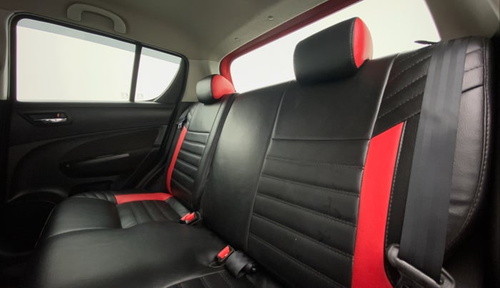 2017 Maruti Swift VXI OPT, Petrol, Manual, 29,154 km, Right Side Rear Door Cabin