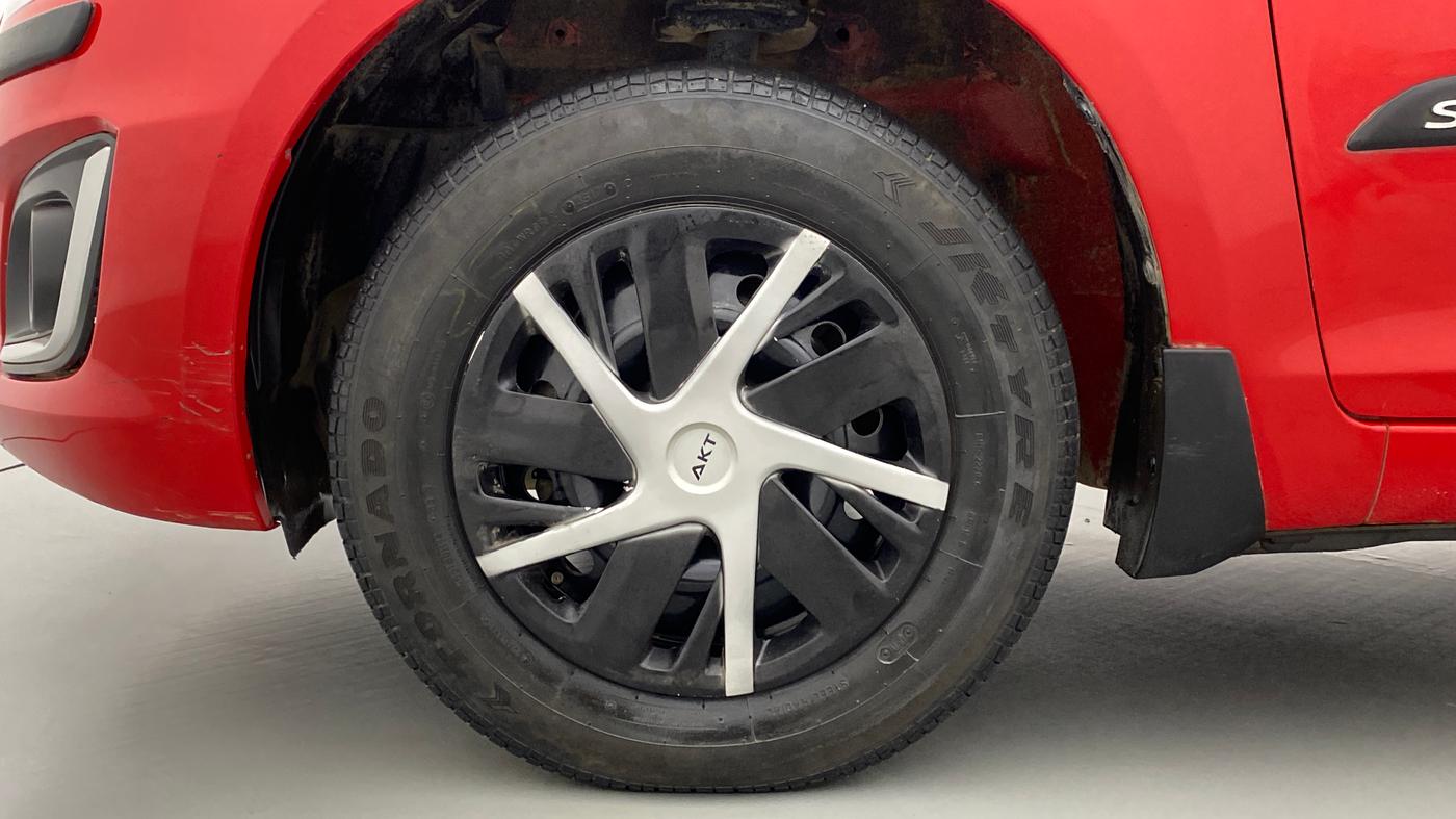 2017 Maruti Swift VXI OPT, Petrol, Manual, 29,154 km, Left Front Wheel