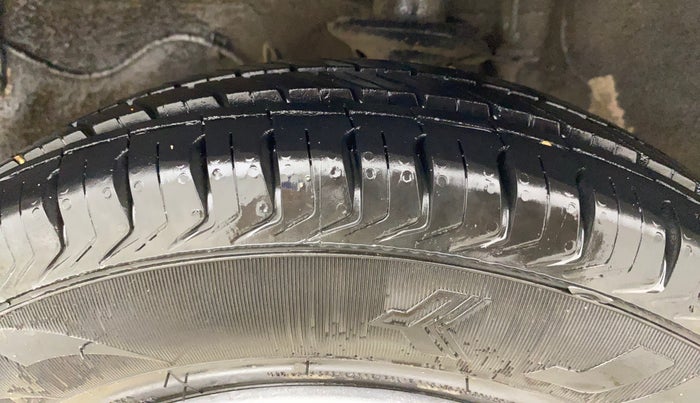 2020 Maruti Alto LXI, Petrol, Manual, 46,870 km, Left Front Tyre Tread
