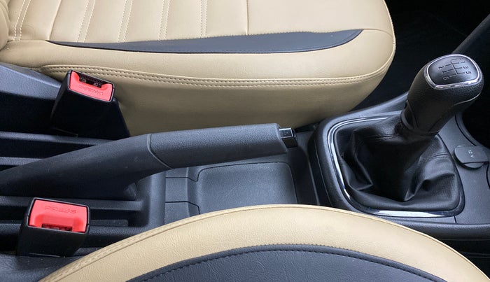 2020 Skoda Rapid ACTIVE 1.0 TSI, Petrol, Manual, 12,876 km, Gear Lever