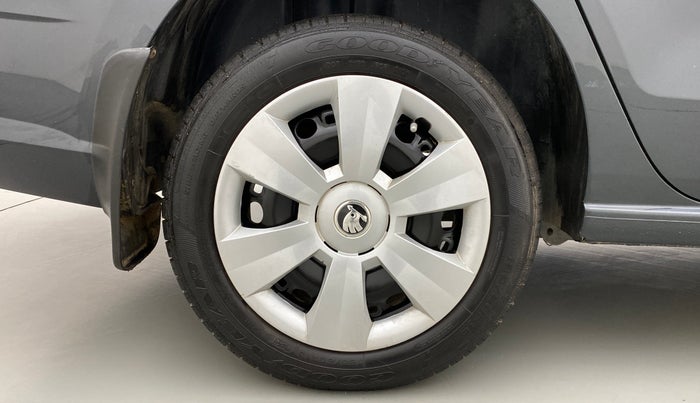 2020 Skoda Rapid ACTIVE 1.0 TSI, Petrol, Manual, 12,876 km, Right Rear Wheel