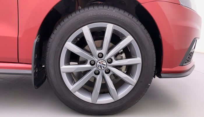 2021 Volkswagen Polo HIGHLINE PLUS 1.0 TSI AT, Petrol, Automatic, 6,018 km, Right Front Wheel