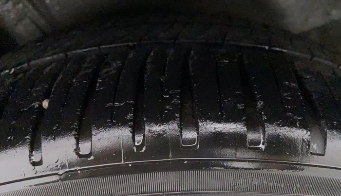 2009 Honda City V MT PETROL, Petrol, Manual, 47,010 km, Left Front Tyre Tread