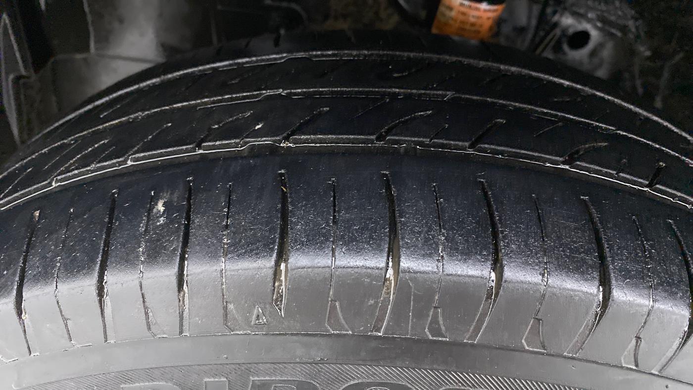 2019 Honda Amaze 1.2 SMT I VTEC, CNG, Manual, 59,332 km, Left Front Tyre Tread