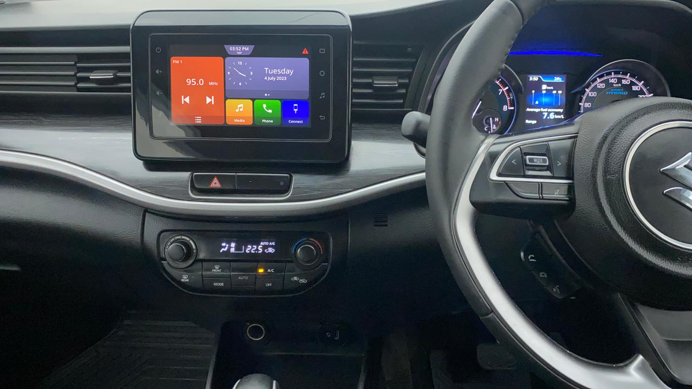 2019 Maruti XL6 ALPHA AT, CNG, Automatic, 49,271 km, Air Conditioner