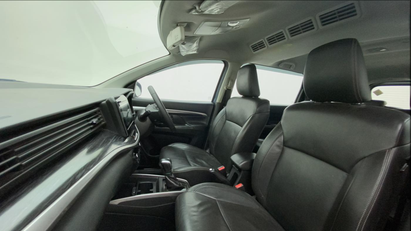 2019 Maruti XL6 ALPHA AT, CNG, Automatic, 49,271 km, Right Side Front Door Cabin