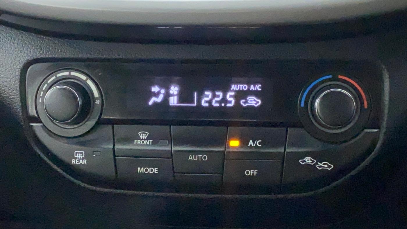 2019 Maruti XL6 ALPHA AT, CNG, Automatic, 49,271 km, Automatic Climate Control