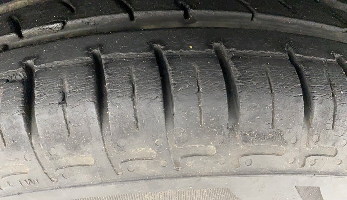 2021 Hyundai GRAND I10 NIOS SPORTZ 1.2 KAPPA VTVT, Petrol, Manual, 18,910 km, Left Front Tyre Tread