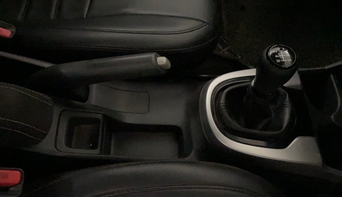 2019 Honda WR-V 1.2L I-VTEC VX MT, Petrol, Manual, 53,746 km, Gear Lever