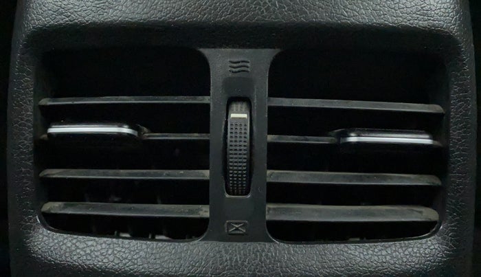 2015 Hyundai New Elantra SX 1.8 AT, Petrol, Automatic, 66,984 km, Rear AC Vents