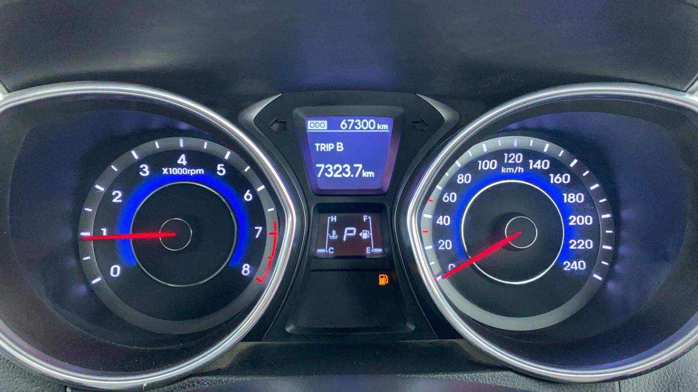 2015 Hyundai New Elantra SX 1.8 AT, Petrol, Automatic, 66,984 km, Odometer Image