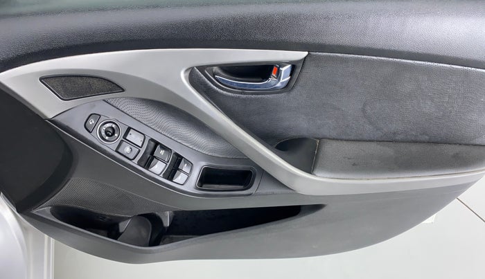 2015 Hyundai New Elantra SX 1.8 AT, Petrol, Automatic, 66,984 km, Driver Side Door Panels Control