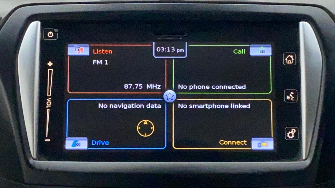2015 Maruti Ciaz ZXI+, Petrol, Manual, 1,15,379 km, Infotainment System