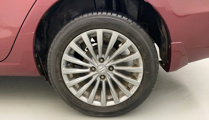 2015 Maruti Ciaz ZXI+, Petrol, Manual, 1,15,379 km, Left Rear Wheel