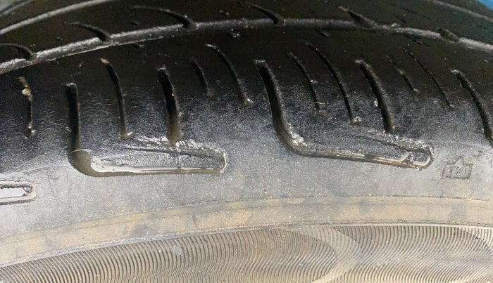 2021 Maruti IGNIS ZETA 1.2, Petrol, Manual, 1,12,107 km, Right Rear Tyre Tread