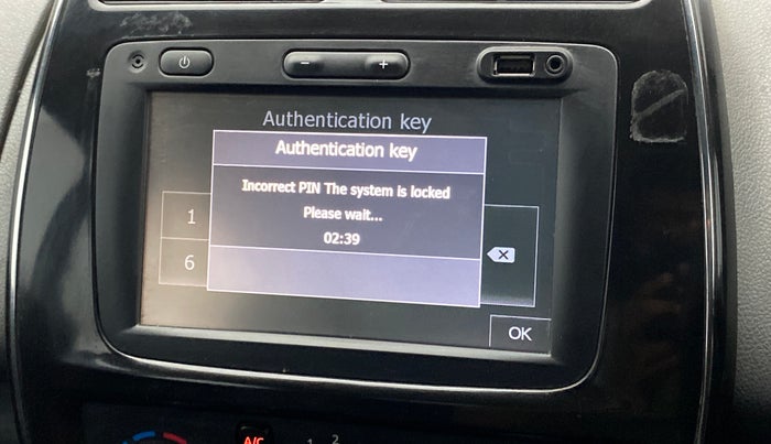 2016 Renault Kwid RXT 1.0, Petrol, Manual, 49,451 km, Infotainment system - Music system not functional