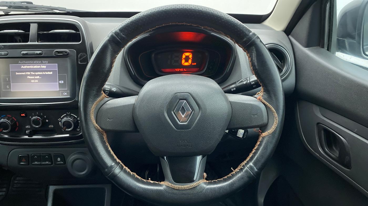 2016 Renault Kwid RXT 1.0, Petrol, Manual, 49,451 km, Steering Wheel Close Up