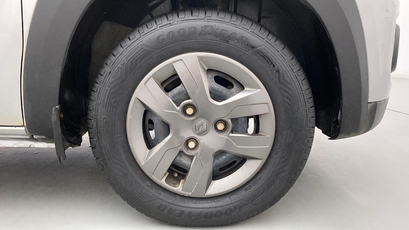 2016 Renault Kwid RXT 1.0, Petrol, Manual, 49,451 km, Right Front Wheel