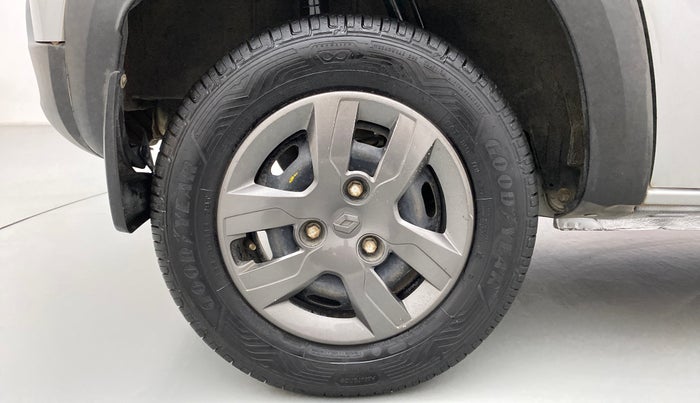 2016 Renault Kwid RXT 1.0, Petrol, Manual, 49,451 km, Right Rear Wheel