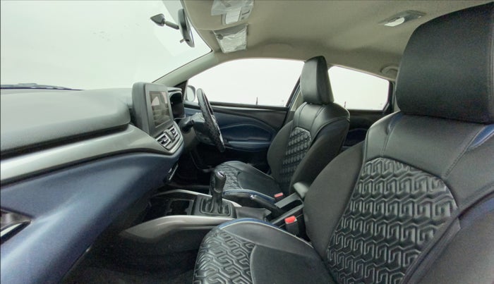 2022 Maruti Baleno ZETA PETROL 1.2, Petrol, Manual, 17,600 km, Right Side Front Door Cabin